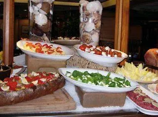 Hotel Kyriad Prestige 4*