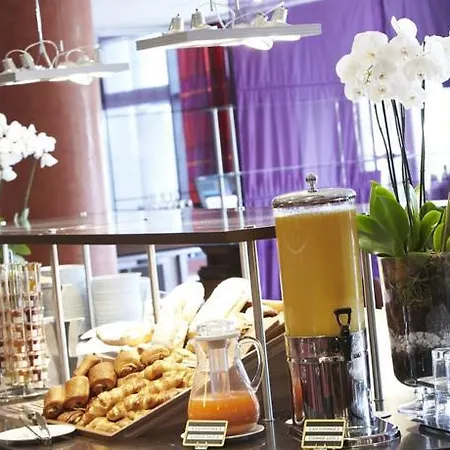 Kyriad Prestige Hotel Roissy-en-France